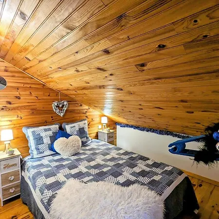 Holiday home Chalet Familial Authentique, Activites Enfants, Nature Et Calme, Proche Gerardmer Et La Bresse - Fr-1-589-639 Ventron